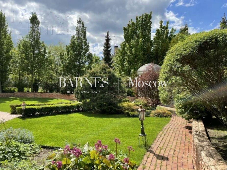 2-этажный коттедж 460 м² с отделкой