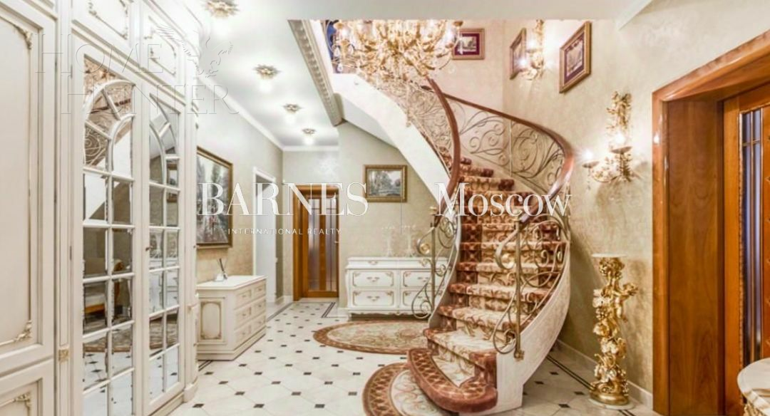 2-этажный коттедж 460 м² с отделкой