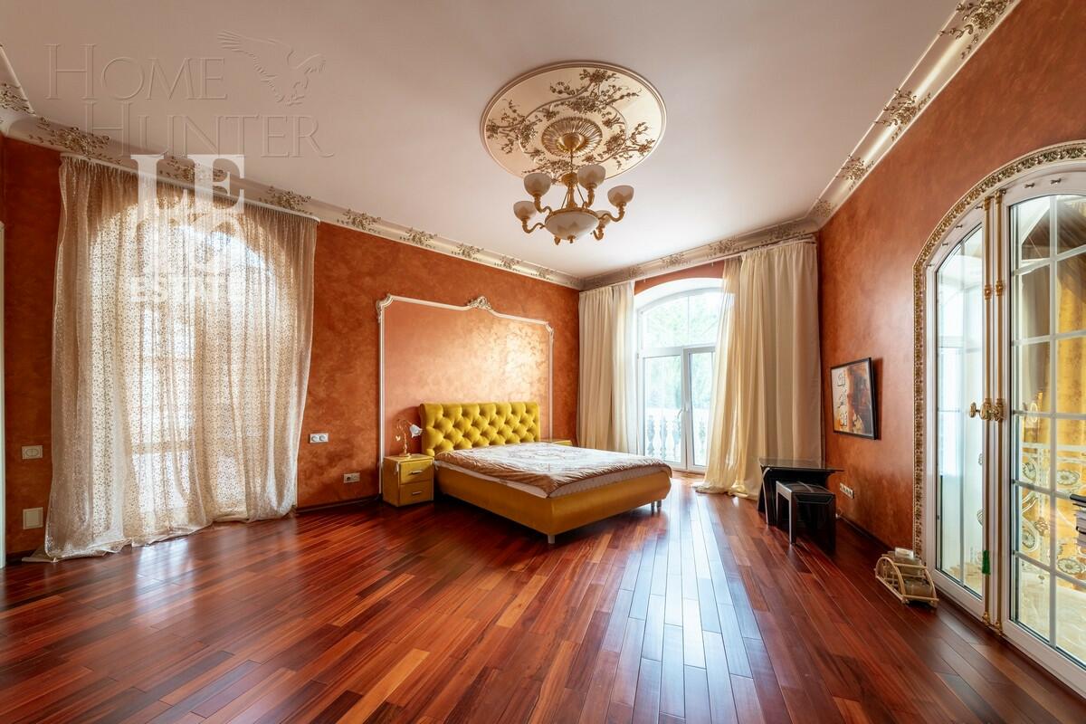 3-этажный коттедж 1 176.8 м² с отделкой