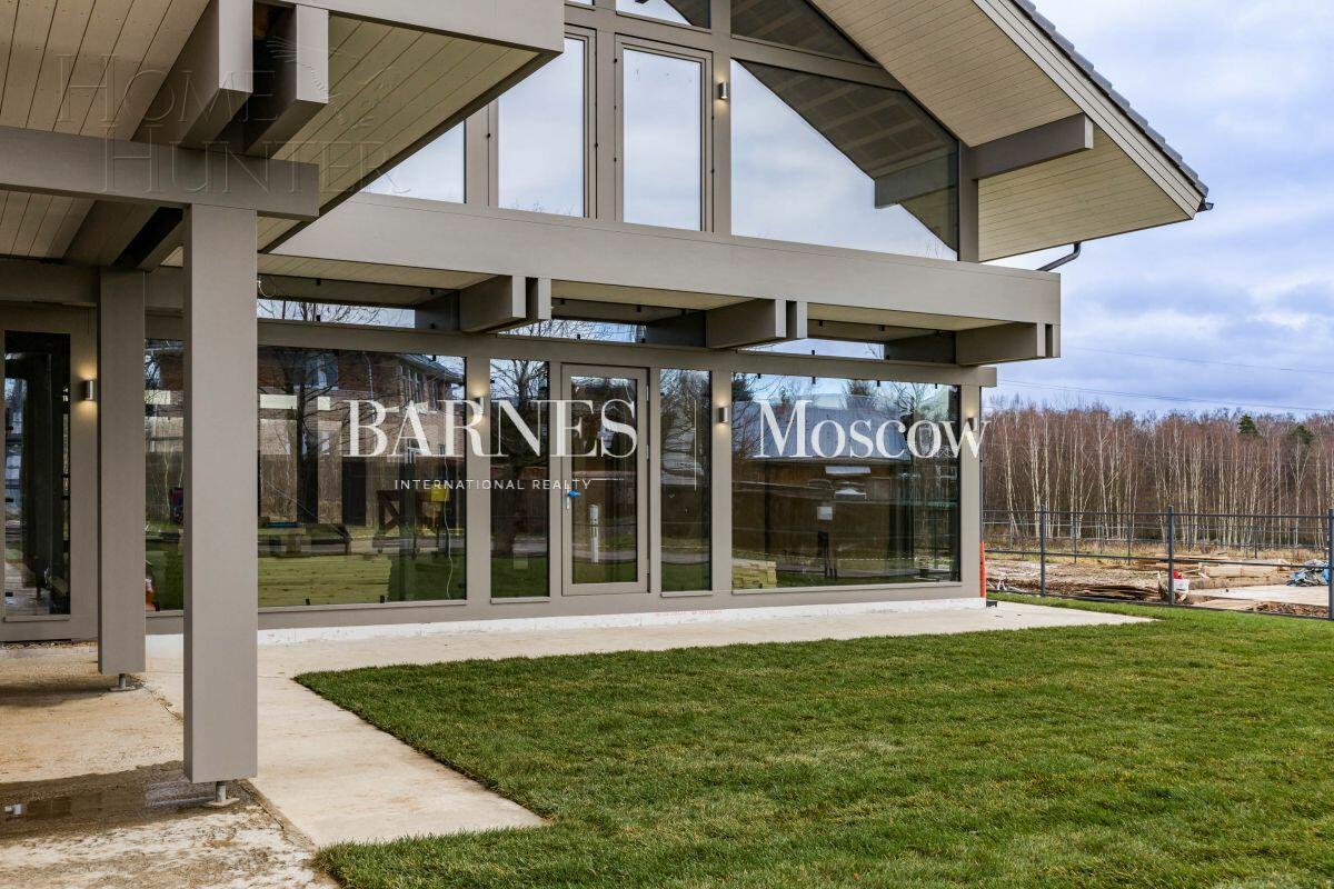 2-этажный коттедж 470 м² без отделки