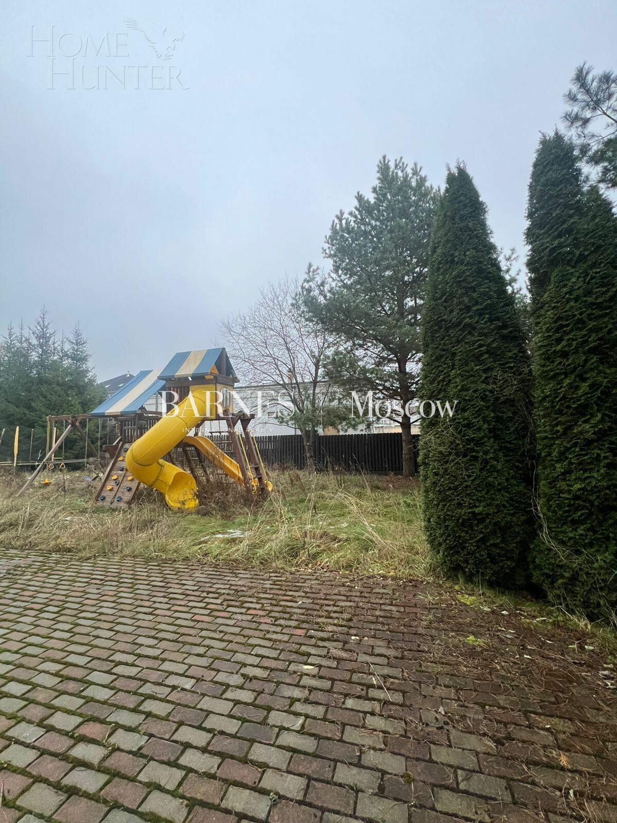 2-этажный коттедж 1 018 м² без отделки