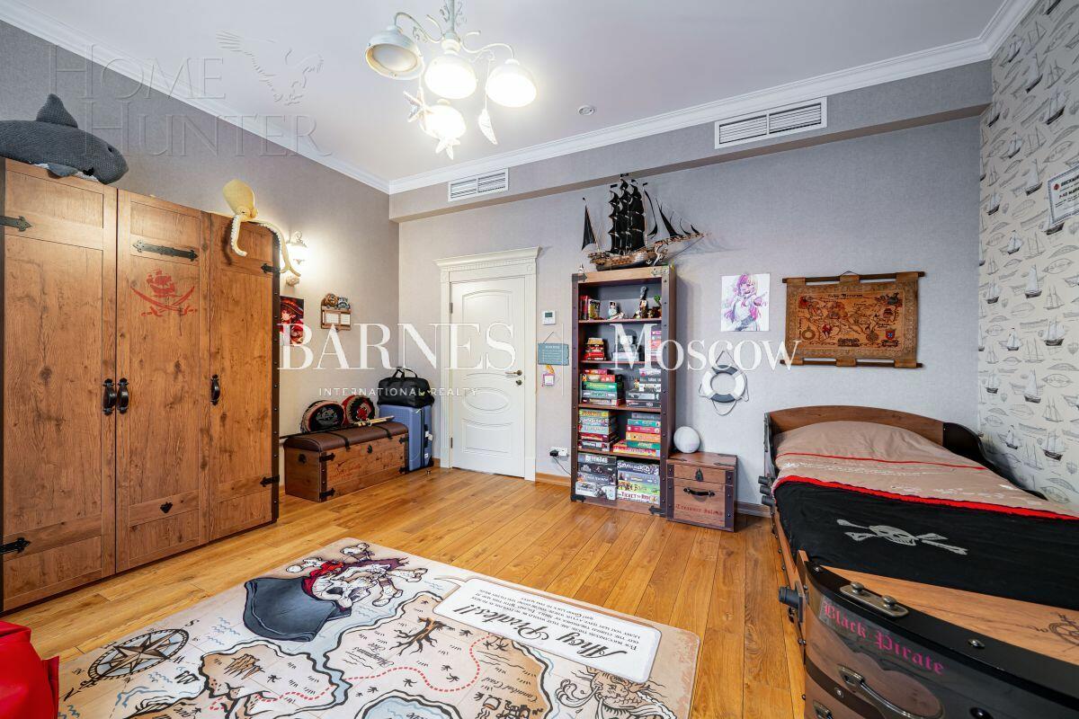 2-этажный коттедж 365 м² с отделкой