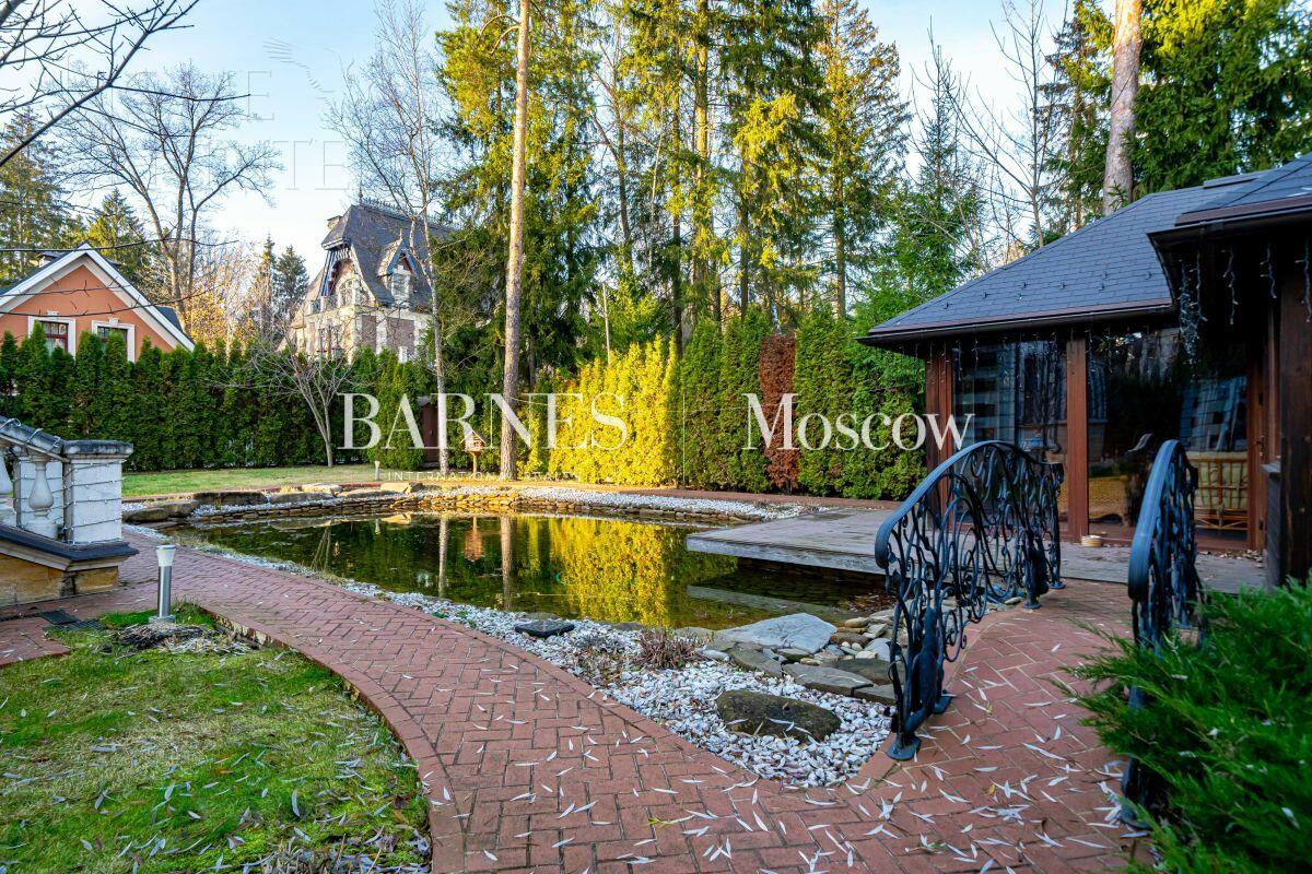 2-этажный коттедж 365 м² с отделкой