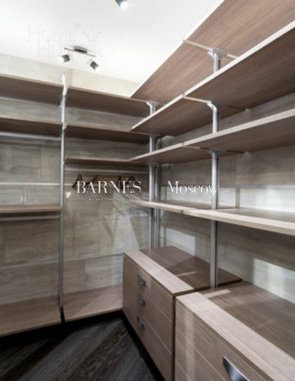 2-этажный коттедж 1 860 м² с отделкой