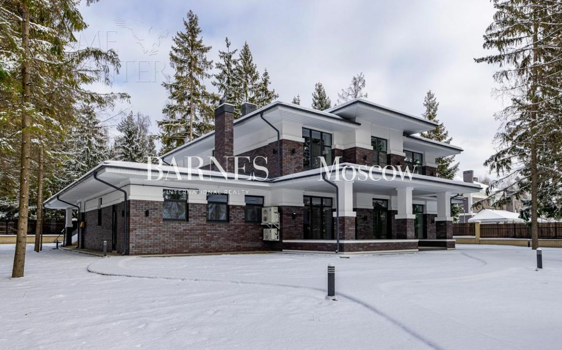 2-этажный коттедж 504 м² с отделкой