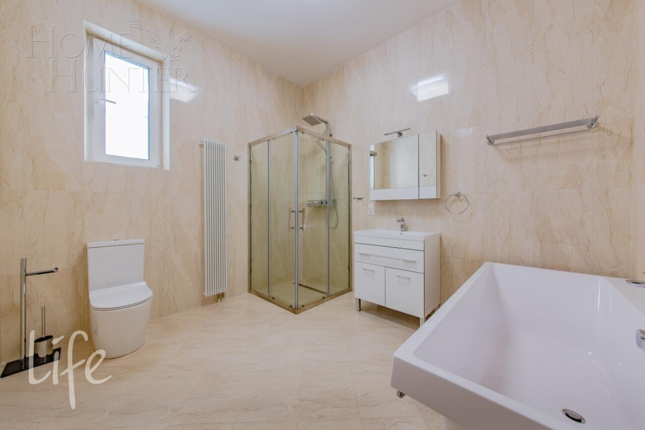 1-этажный коттедж 328 м² с отделкой