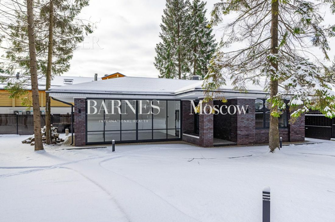 2-этажный коттедж 504 м² с отделкой