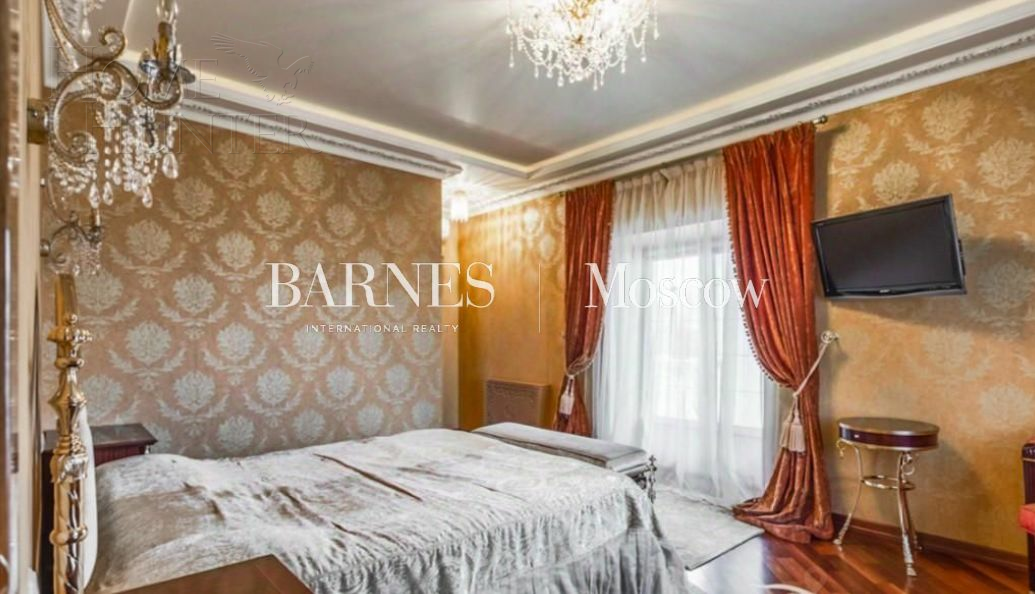 2-этажный коттедж 460 м² с отделкой