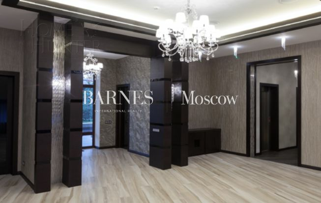 2-этажный коттедж 1 860 м² с отделкой