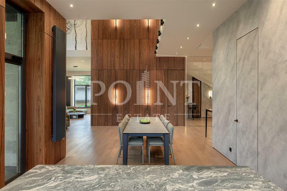 2-этажный коттедж 622 м² с отделкой