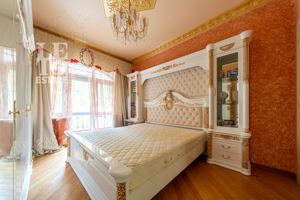 3-этажный коттедж 1 176.8 м² с отделкой