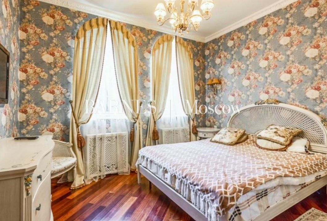 2-этажный коттедж 460 м² с отделкой
