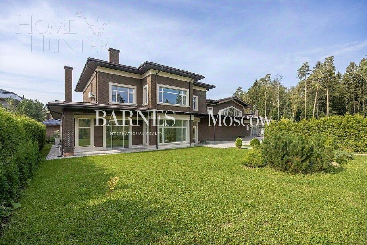 2-этажный коттедж 750 м² без отделки