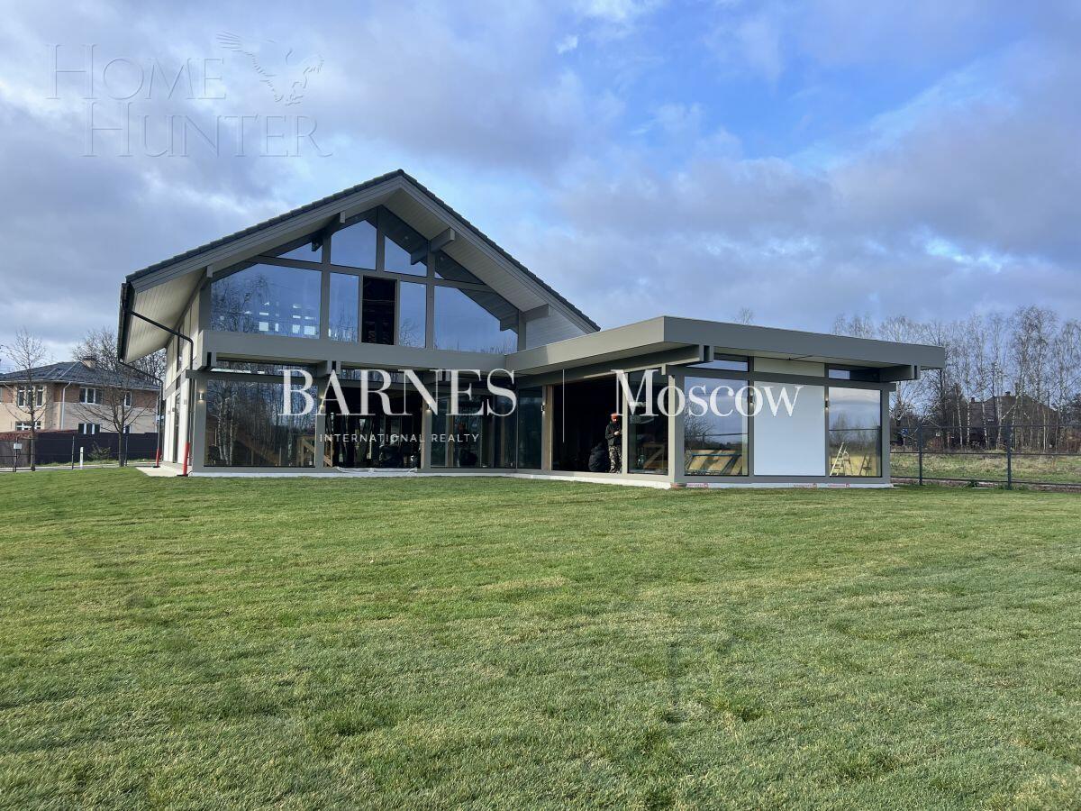 2-этажный коттедж 470 м² без отделки