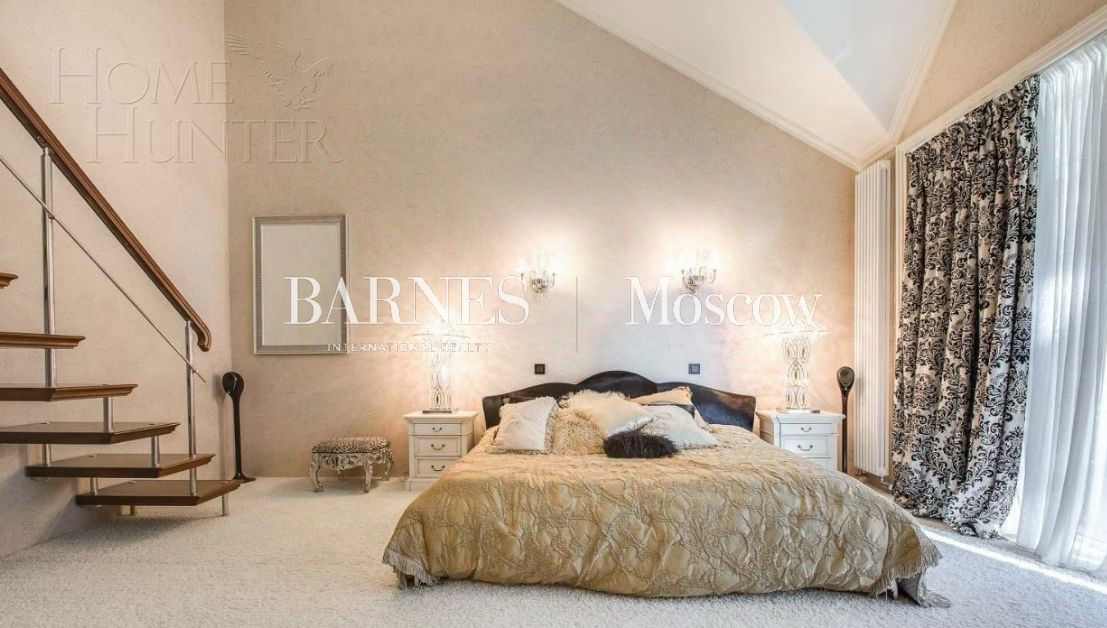 2-этажный коттедж 1 400 м² с отделкой