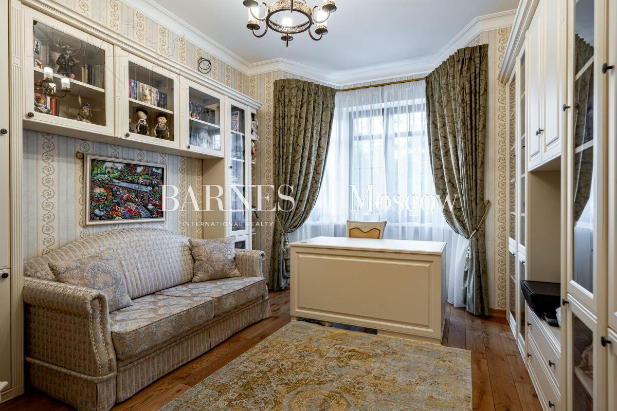 2-этажный коттедж 365 м² с отделкой