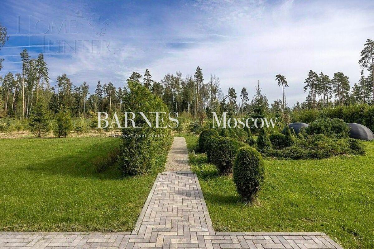 2-этажный коттедж 750 м² без отделки