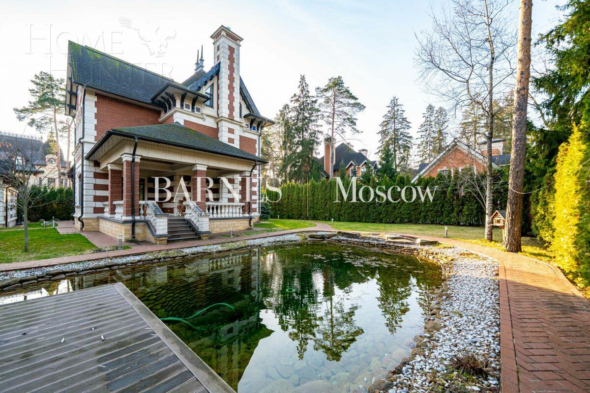 2-этажный коттедж 365 м² с отделкой