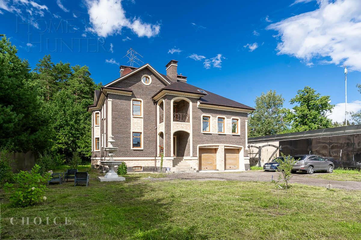 2-этажный коттедж 660 м² с отделкой