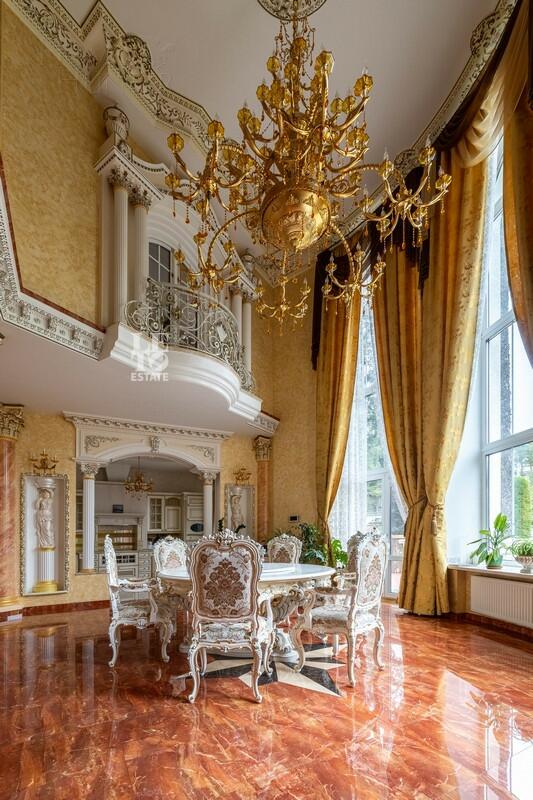 3-этажный коттедж 1 176.8 м² с отделкой