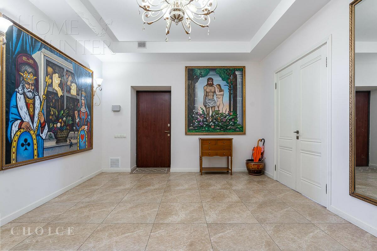 2-этажный коттедж 660 м² с отделкой