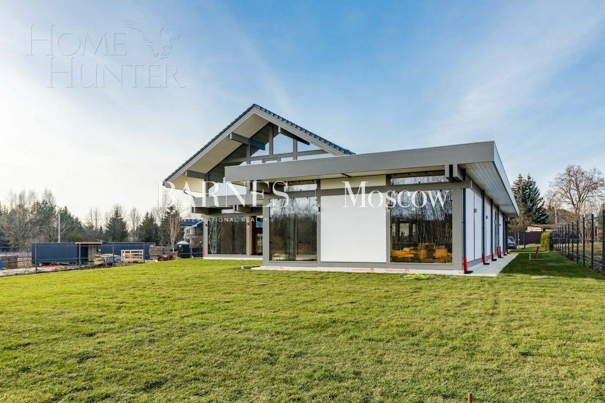 2-этажный коттедж 470 м² без отделки