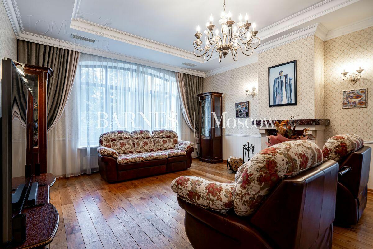 2-этажный коттедж 365 м² с отделкой