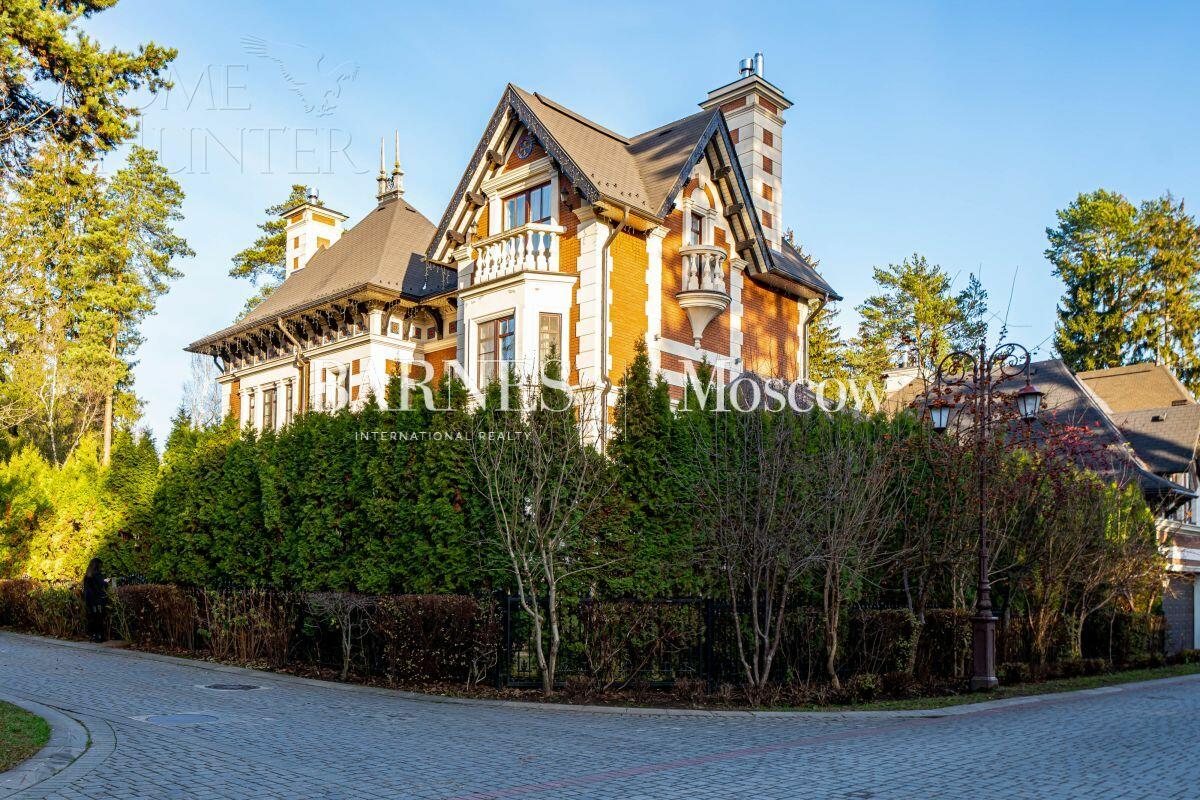 2-этажный коттедж 365 м² с отделкой