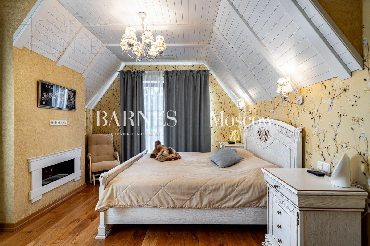 2-этажный коттедж 365 м² с отделкой