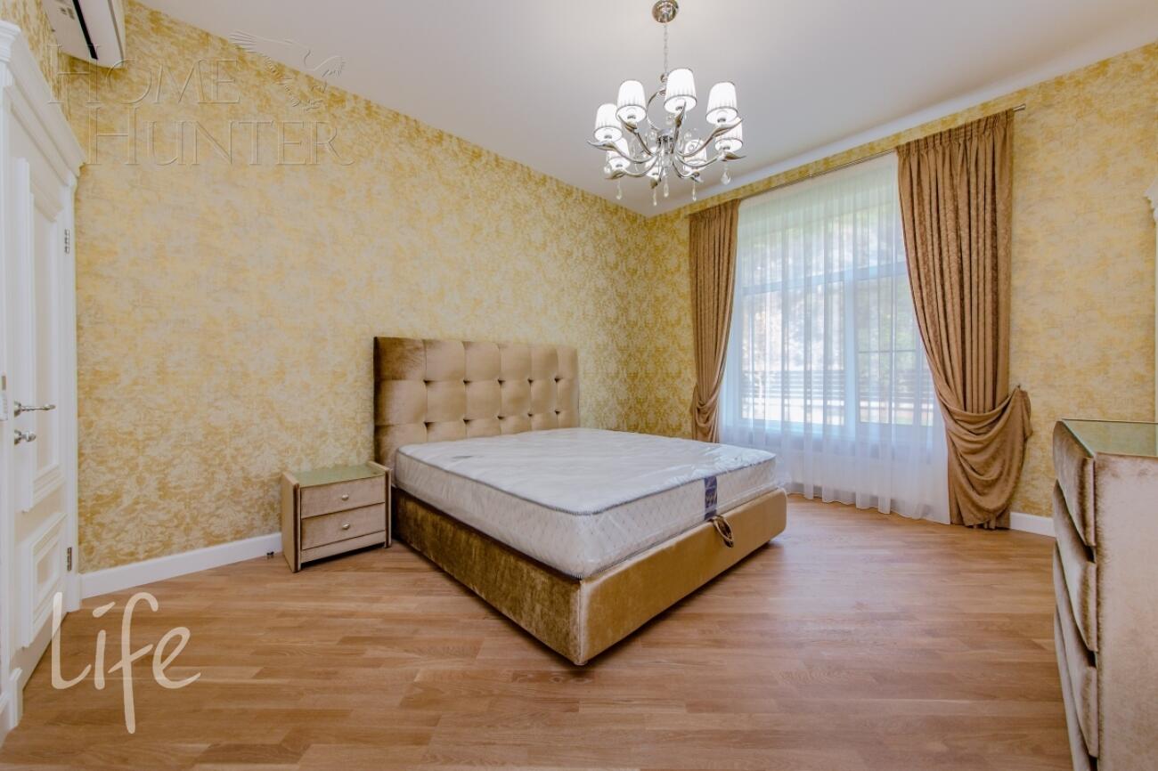 1-этажный коттедж 328 м² с отделкой