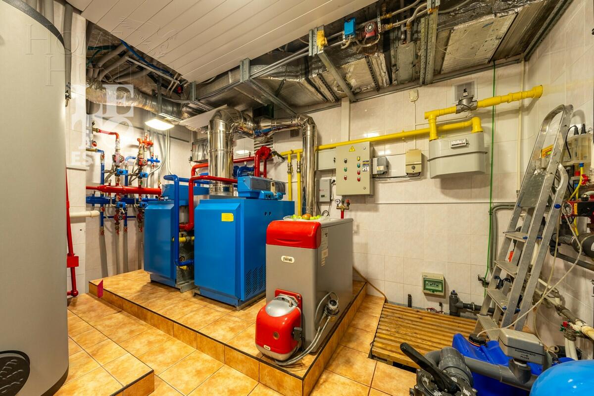 3-этажный коттедж 1 176.8 м² с отделкой