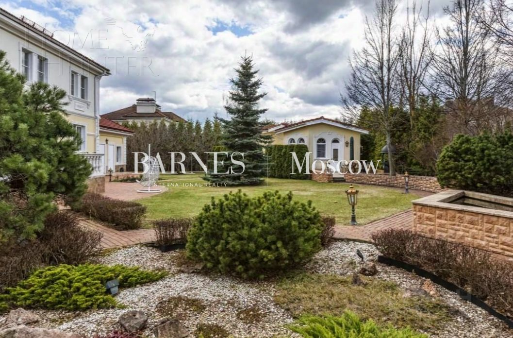 2-этажный коттедж 460 м² с отделкой