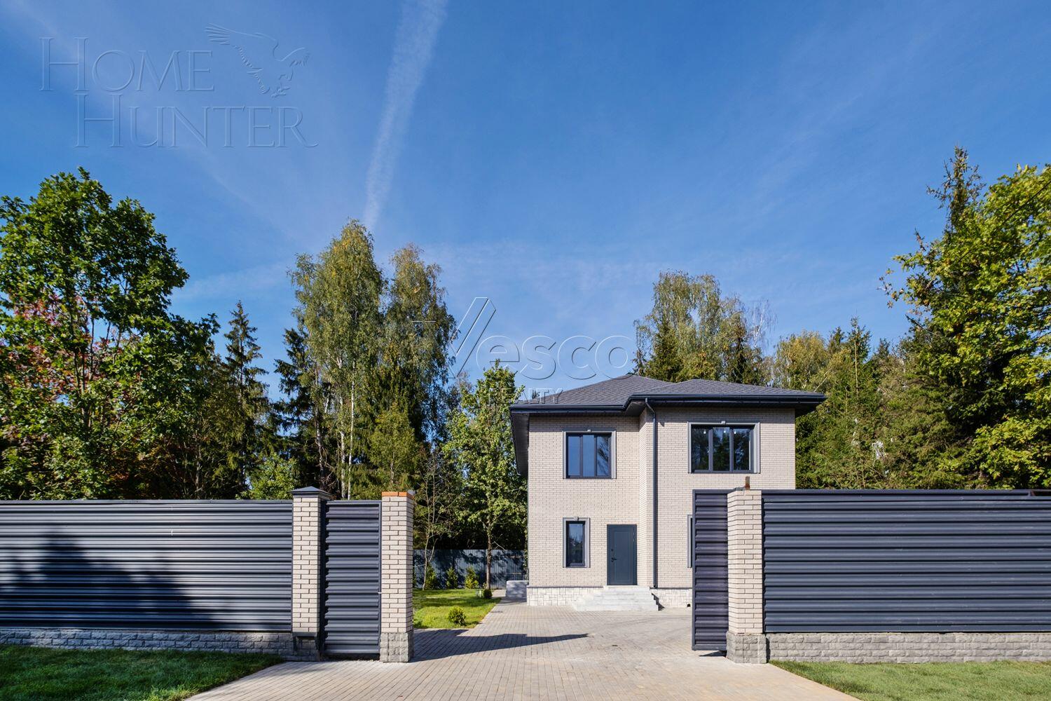 2-этажный коттедж 180 м² с отделкой