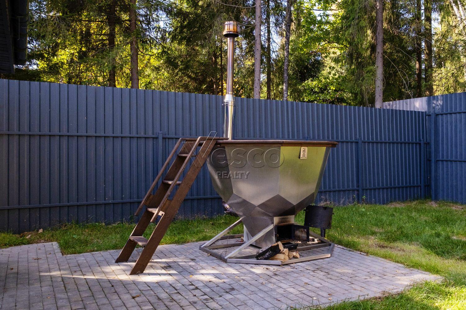 2-этажный коттедж 180 м² с отделкой