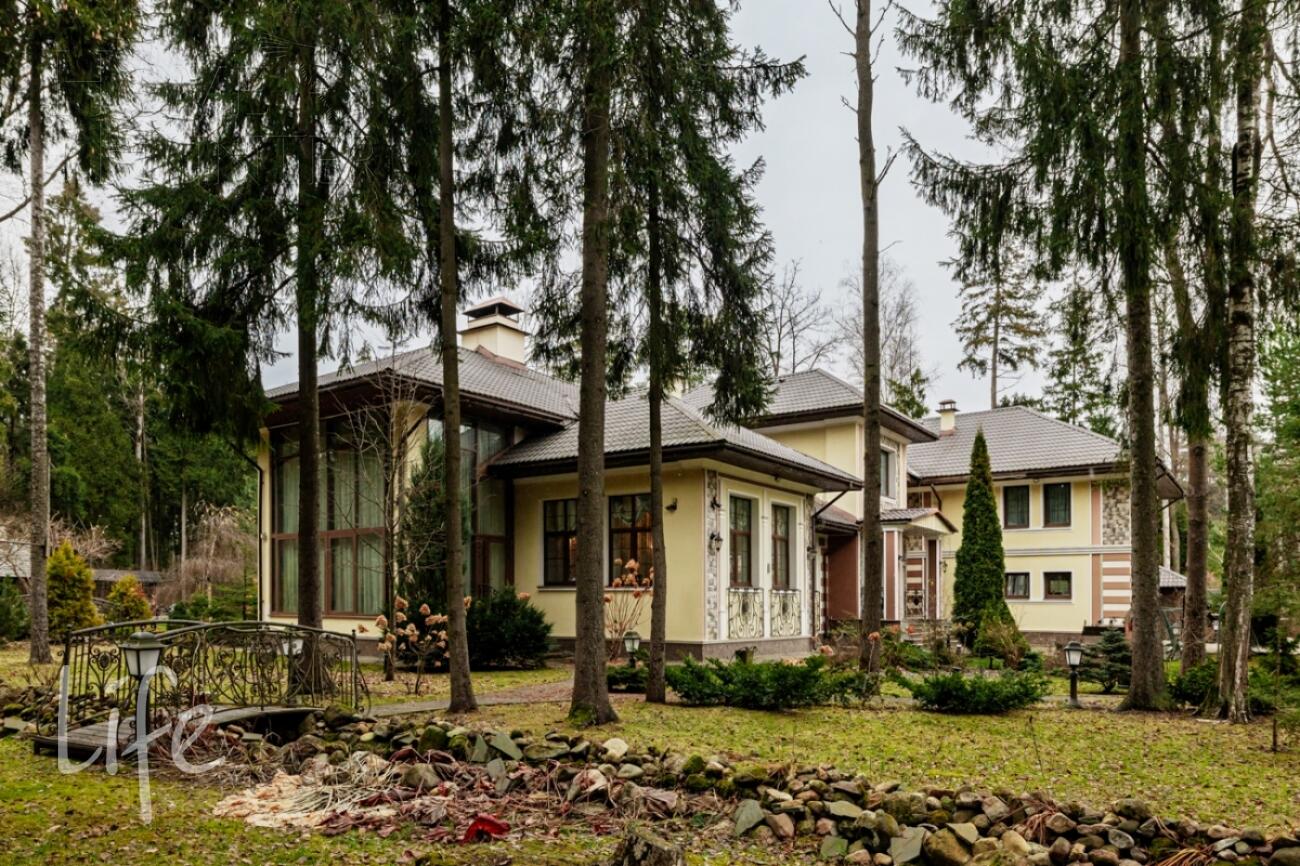 2-этажный коттедж 565 м² с отделкой