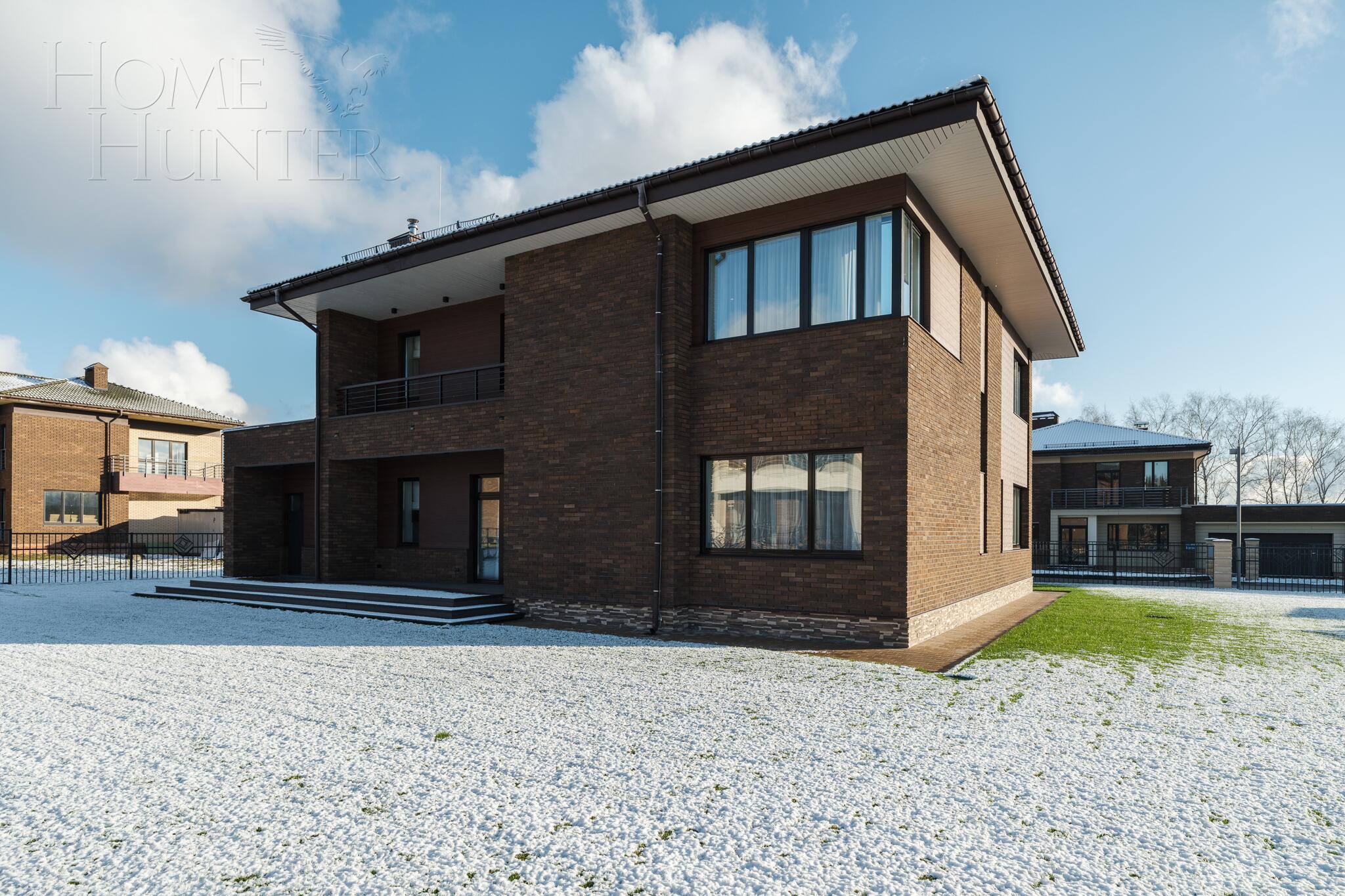 2-этажный коттедж 352 м² с отделкой