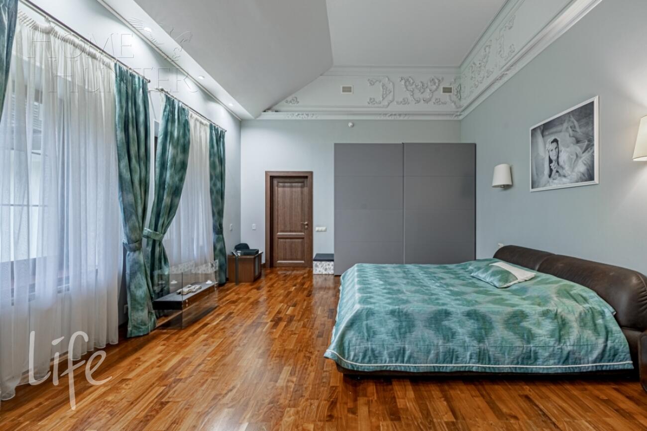 2-этажный коттедж 565 м² с отделкой