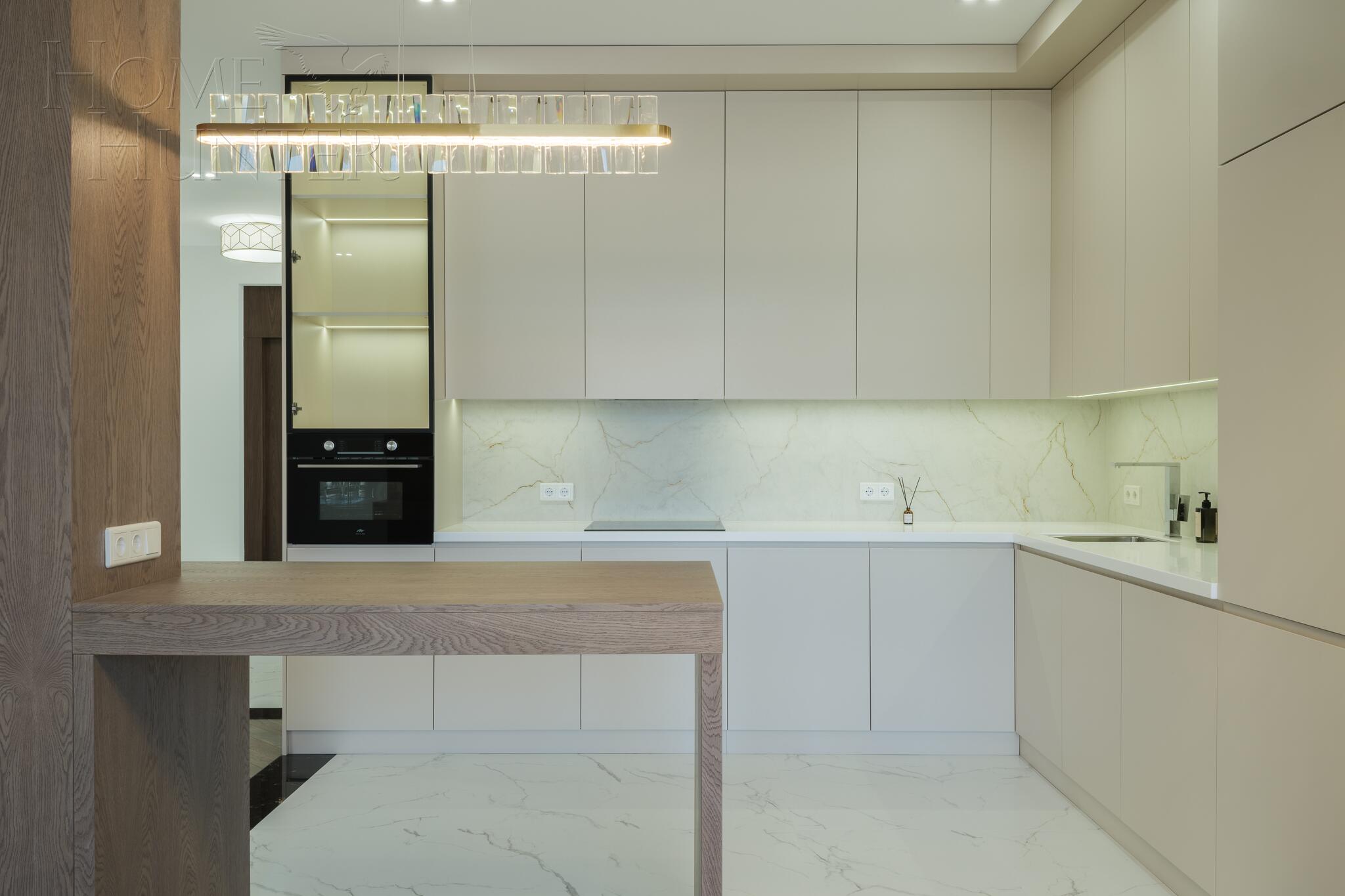 2-этажный коттедж 330 м² с отделкой