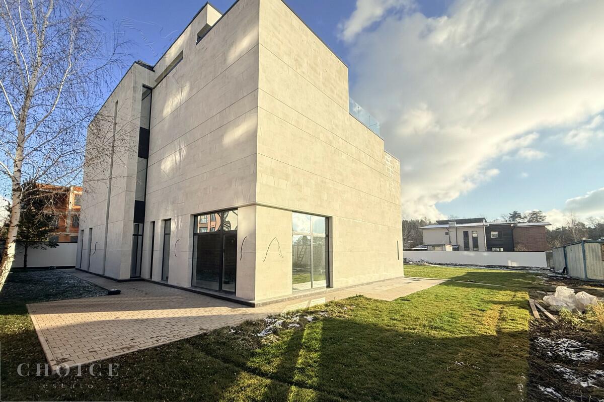 КОТТЕДЖ 630 м² с отделкой