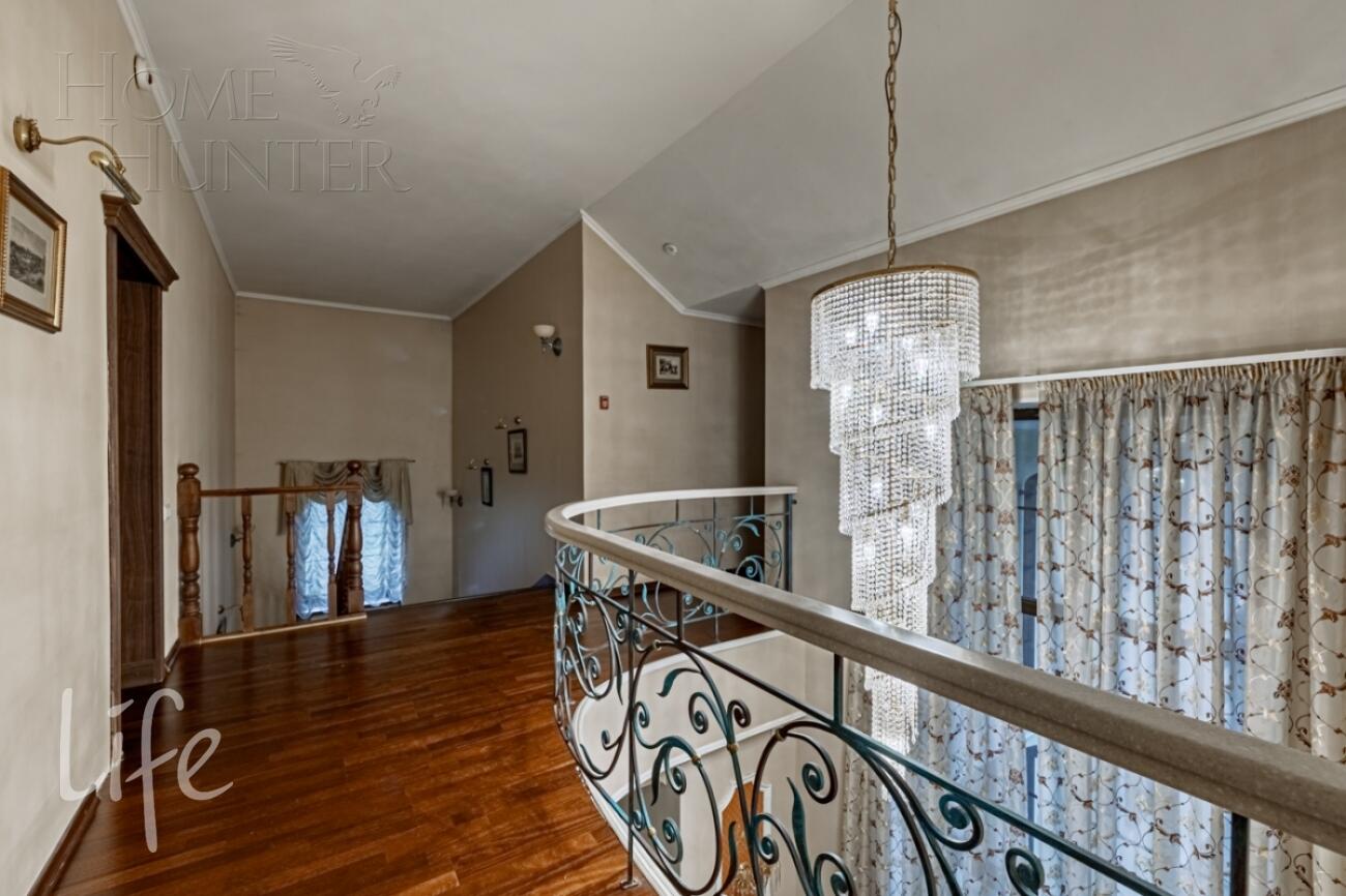 2-этажный коттедж 565 м² с отделкой