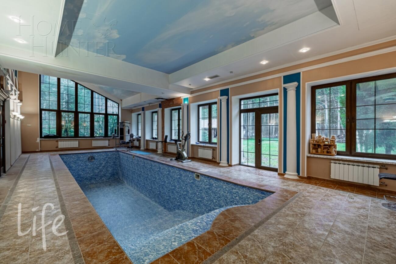 2-этажный коттедж 565 м² с отделкой