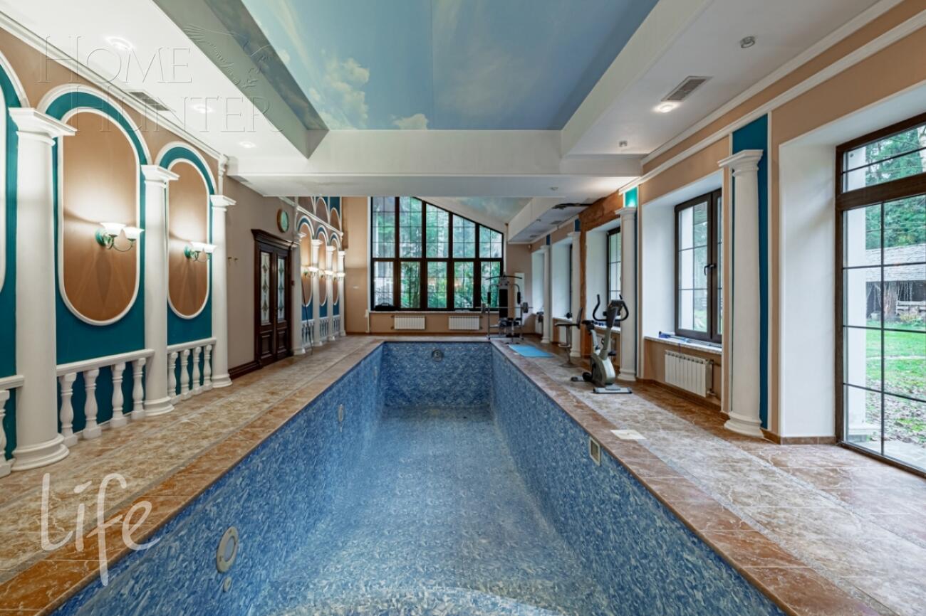 2-этажный коттедж 565 м² с отделкой