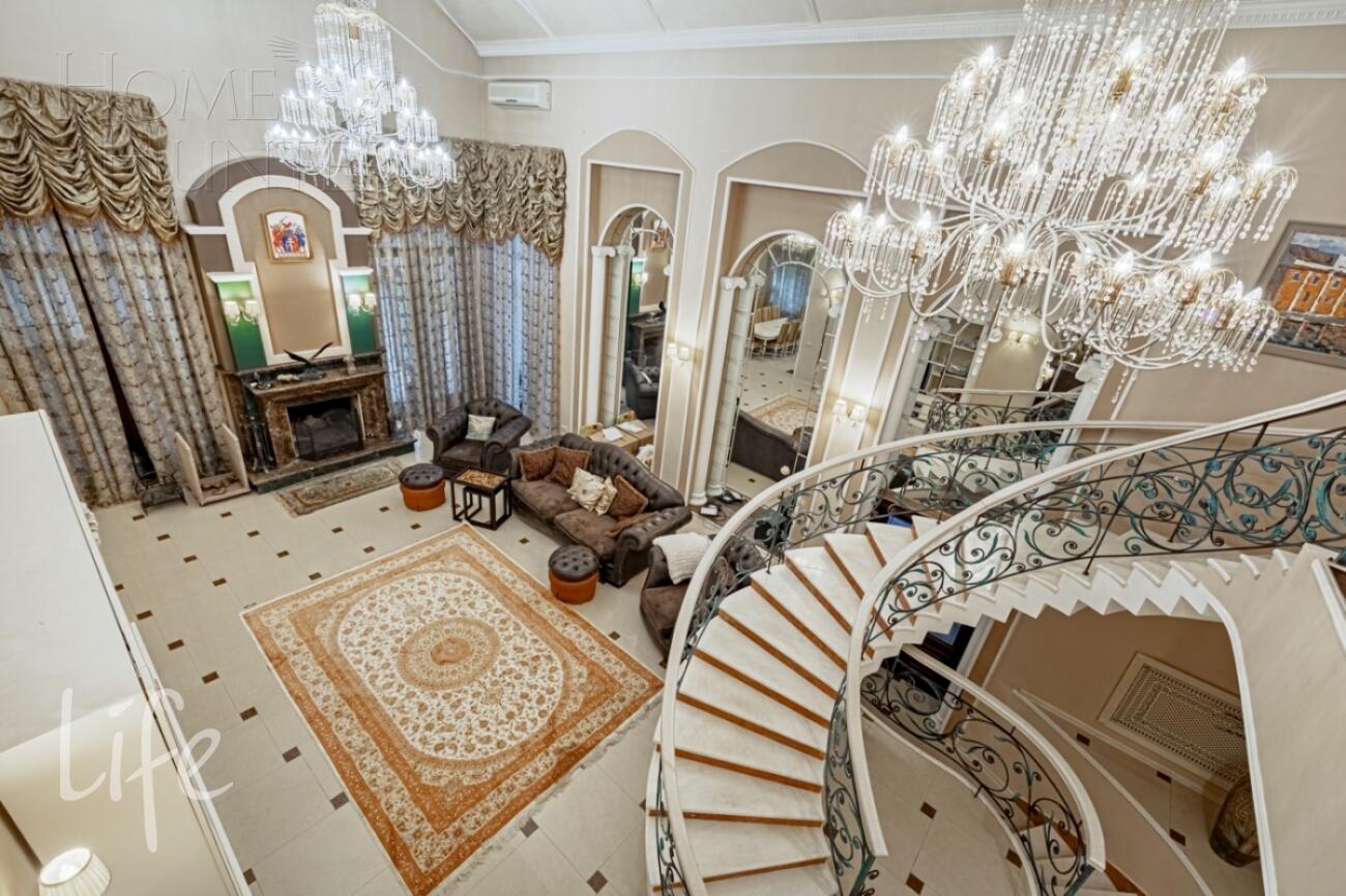 2-этажный коттедж 565 м² с отделкой