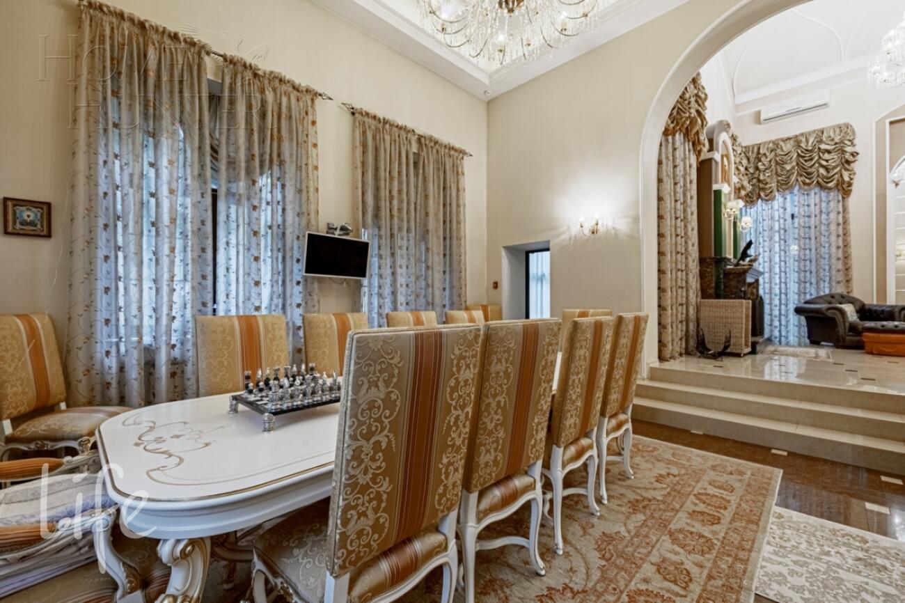 2-этажный коттедж 565 м² с отделкой