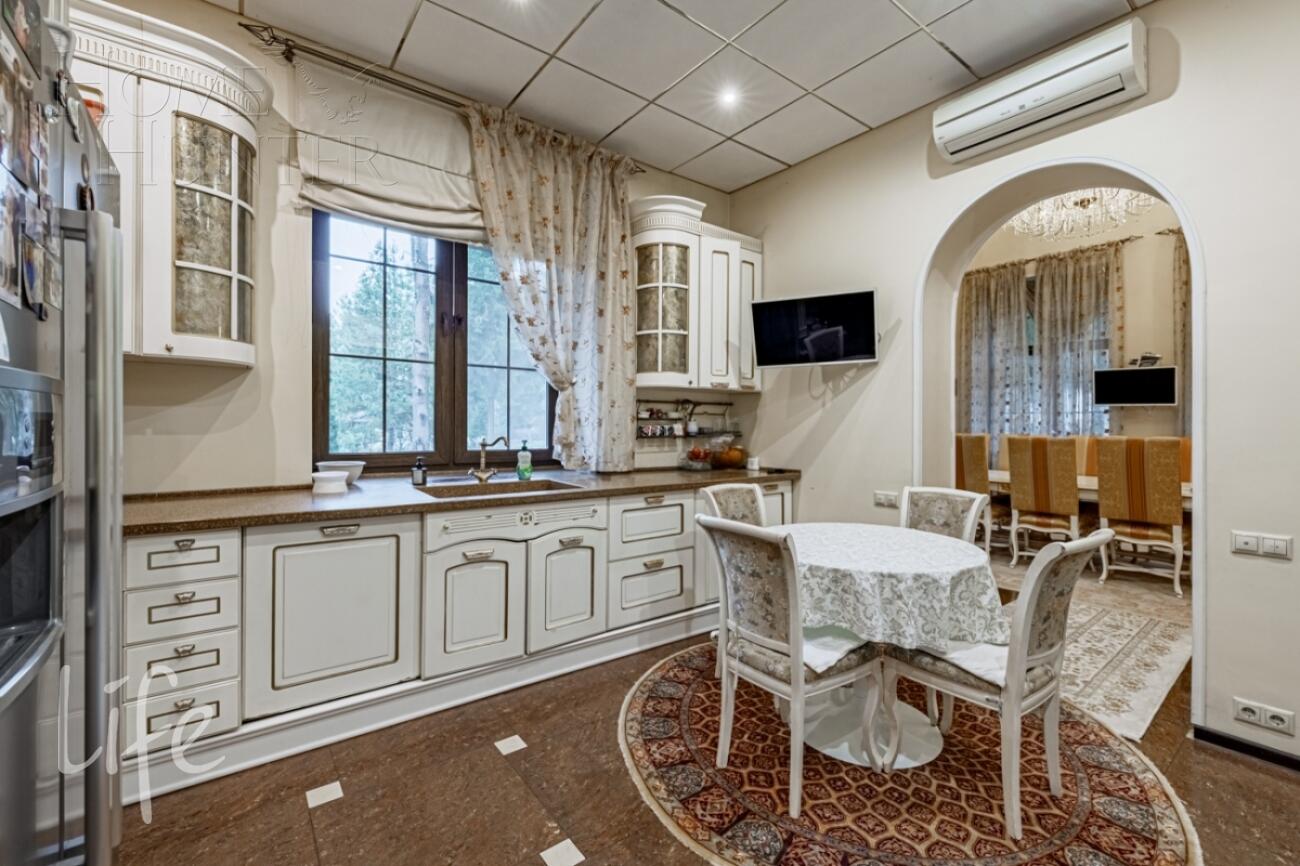 2-этажный коттедж 565 м² с отделкой