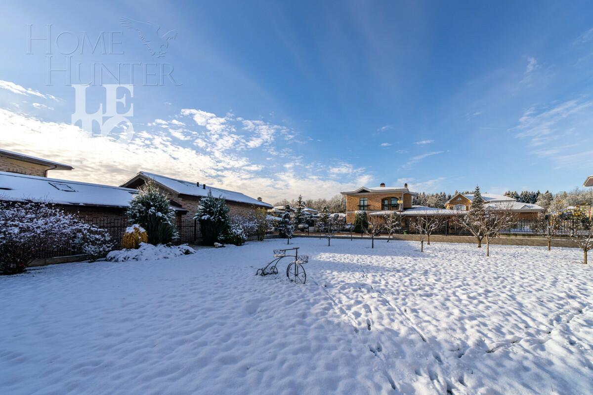 2-этажный коттедж 530 м² с отделкой