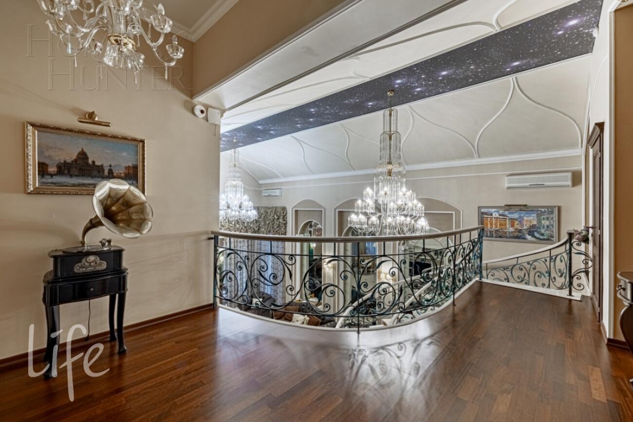 2-этажный коттедж 565 м² с отделкой