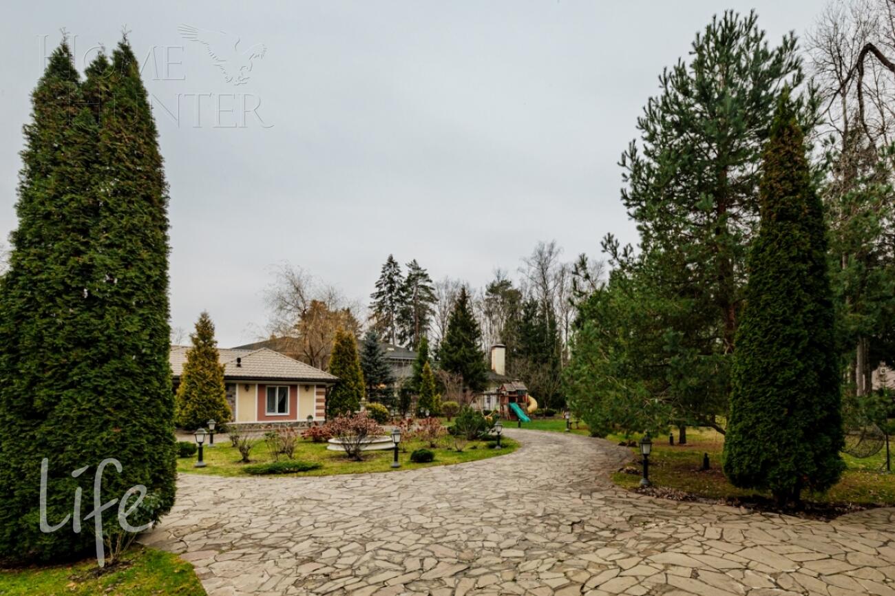 2-этажный коттедж 565 м² с отделкой