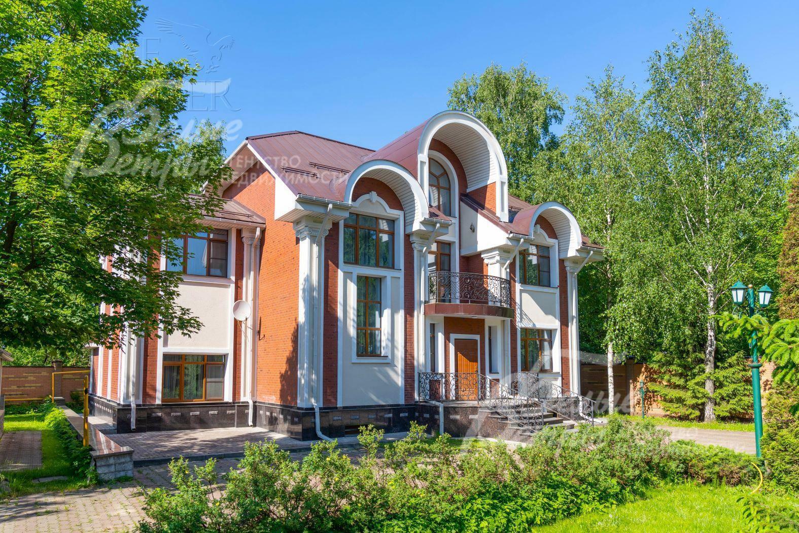 2-этажный коттедж 468.5 м² с отделкой