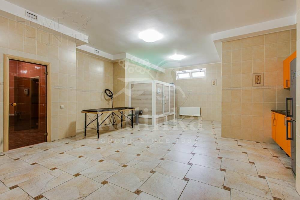 2-этажный коттедж 733 м² с отделкой